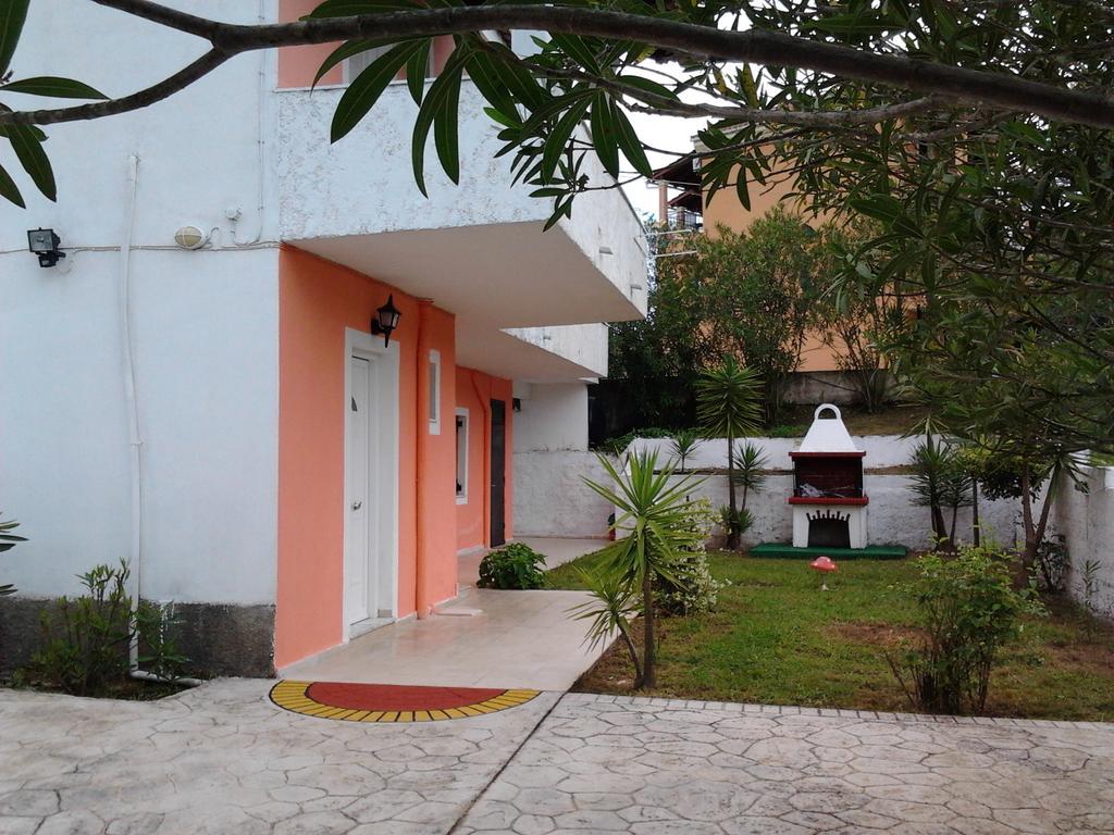 Digkas Apartments Kato Korakiana Exterior photo